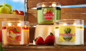 Bath and Body Works 3 Wick Candles 