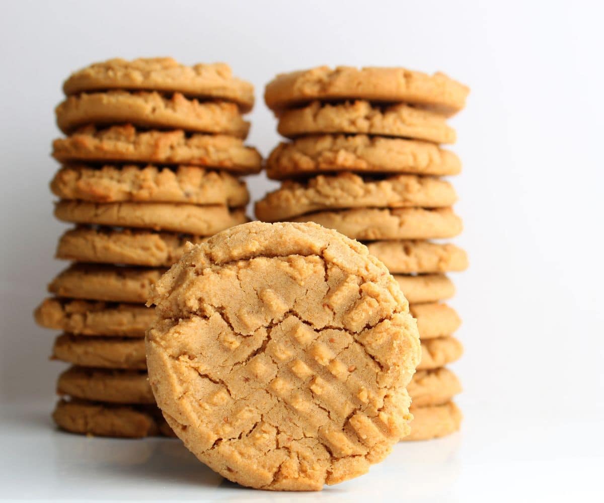 3 Ingredient Peanut Butter Cookies