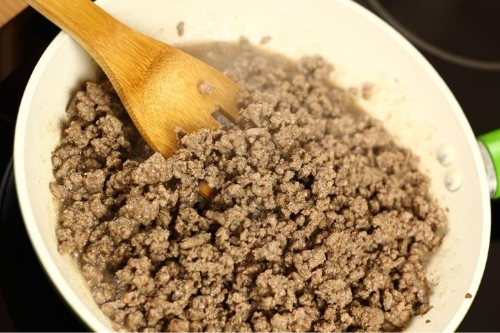 browning ground beef in skillet