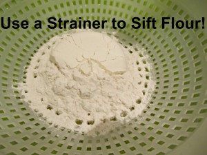 How To Sift Flour Without A Sifter   10 300x225 