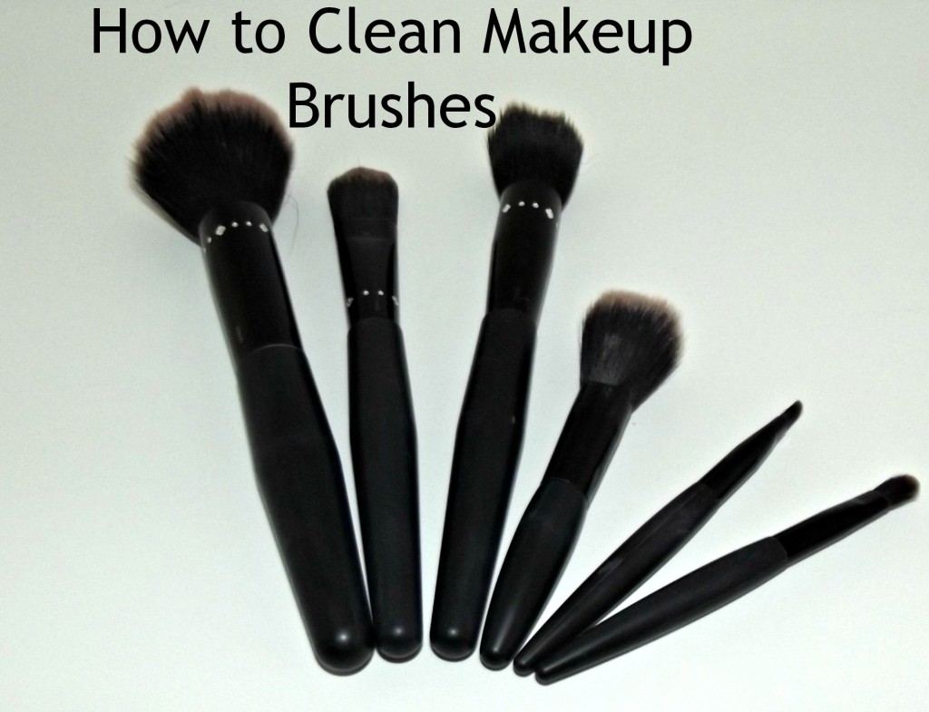 How to clean makeup brushes with vinegar 