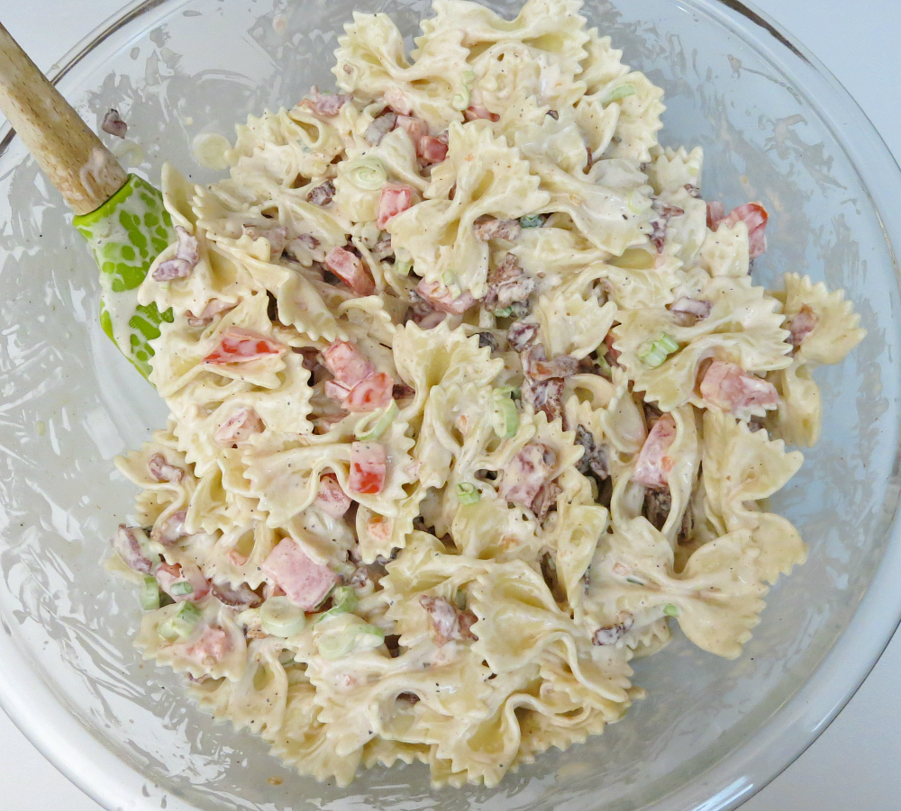 Bowtie Pasta Salad with Bacon & Tomatoes - Process 2